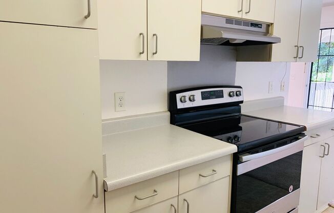 Great 2bd/1ba unit with 2 parking stalls at Pae Ko Gardens in Kapolei