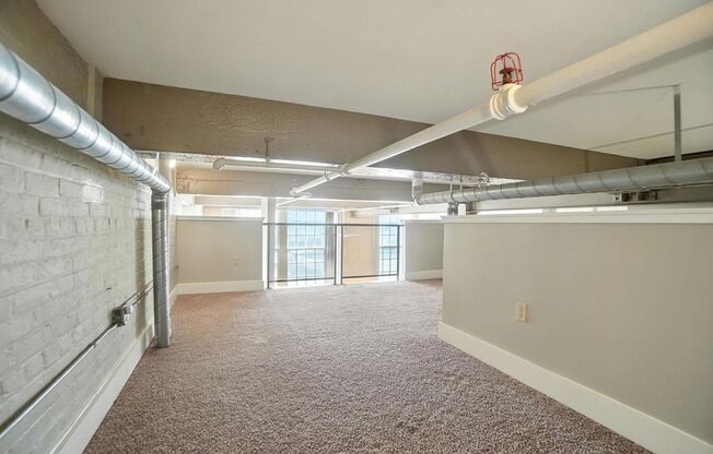 1 bed, 1 bath, 943 sqft, $1,424, Unit 3301-103