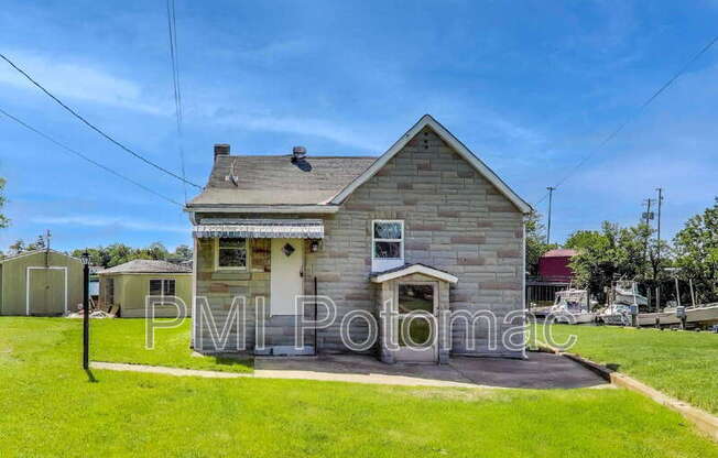 8349 BEAR CRK DR