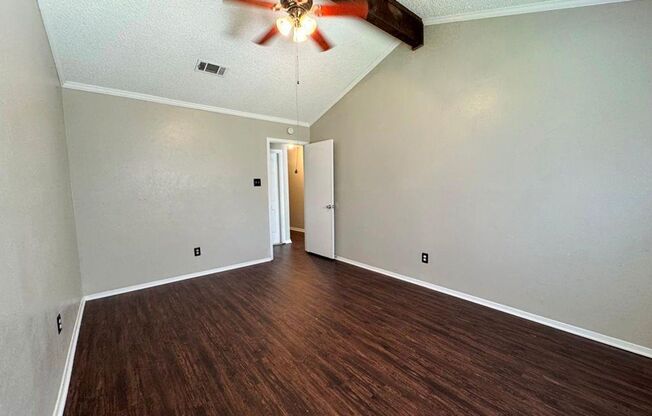 Welcome to 1107 Spearson Lane in Austin!
