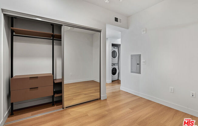 Studio, 1 bath, 555 sqft, $3,300, Unit 707