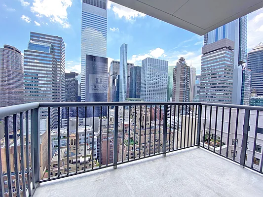 Studio, 1 bath, $7,700, Unit 25B