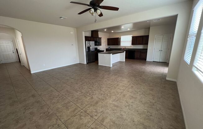 3 beds, 2.5 baths, $2,195