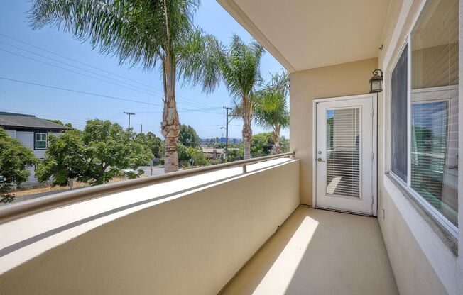 4 beds, 3.5 baths, 2,800 sqft, $4,695, Unit 210