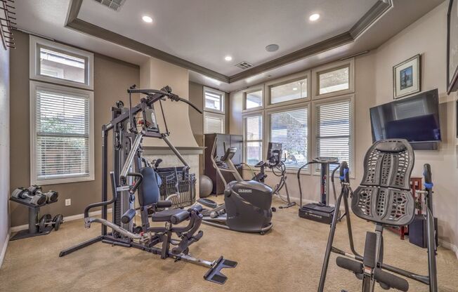 3 beds, 3 baths, $6,995