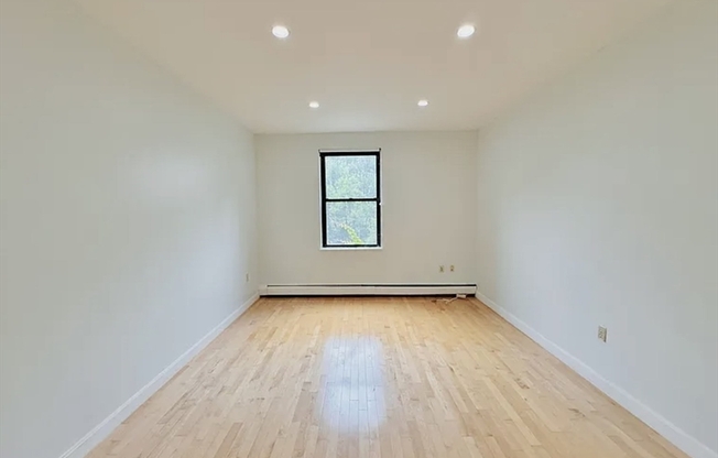 50 Winchester St, Brookline MA 206