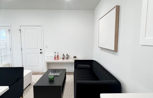 3 beds, 2.5 baths, 1,460 sqft, $1,595, Unit 326 Hummingbird Lane