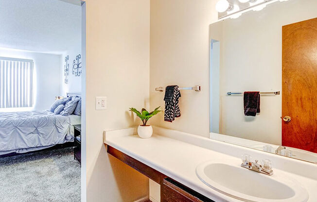 large bathrooms in Stone Grove apartments