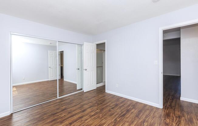 Room at Creekside Apartments in San Jose, CA