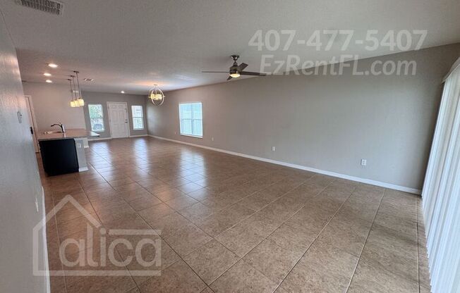 426 KESTREL DR
