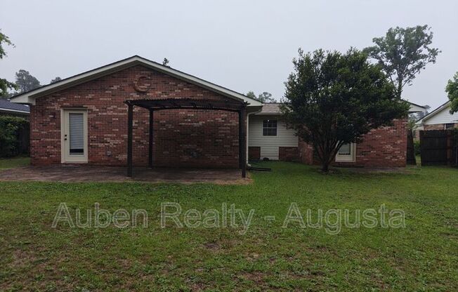 4425 ROXBURY DR