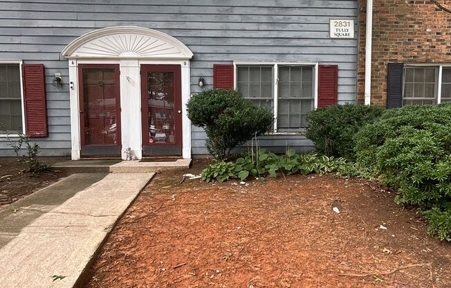 Beautiful 2 Bed 2.5 Bath Townhouse!