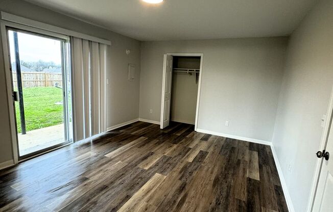 1 bed, 1 bath, 620 sqft, $875, Unit Unit 6