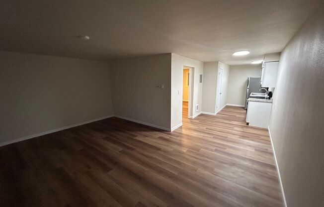 1 bed, 1 bath, 650 sqft, $925, Unit Unit 8