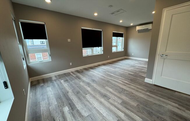 Studio, 1 bath, $2,200, Unit 407