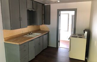 1 bed, 1 bath, $625, Unit 421