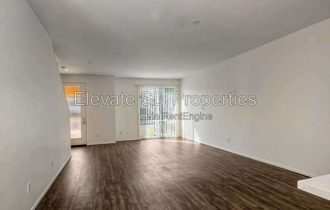3 beds, 3.5 baths, 1,800 sqft, $4,995
