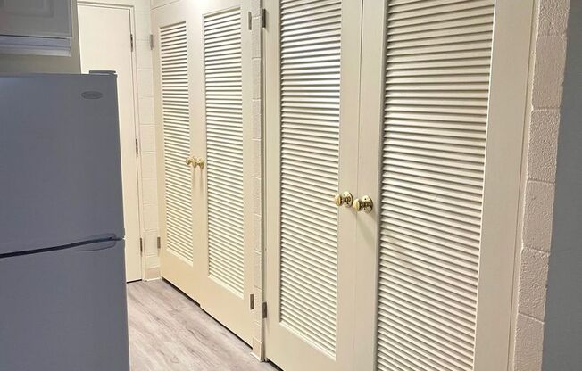 Studio, 1 bath, 302 sqft, $1,125, Unit 111