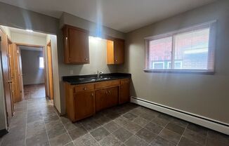 1 bed, 1 bath, 650 sqft, $999, Unit Unit 4