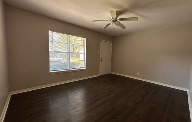 3 beds, 1 bath, $1,395