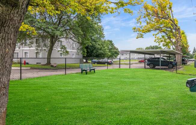 apartments with a dog park in auburn hills mi