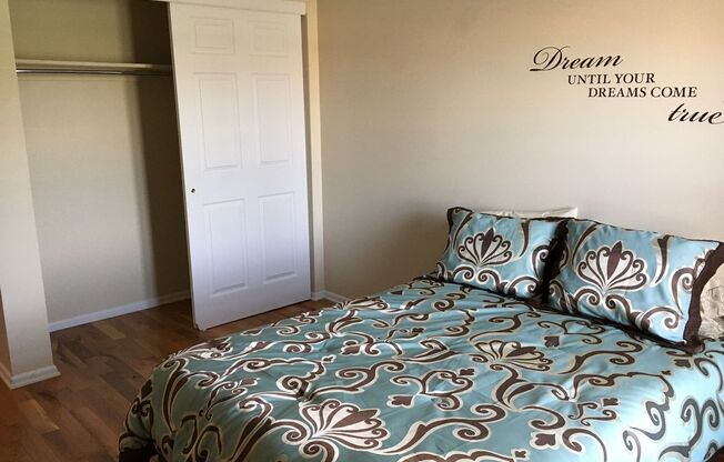 2 beds, 1 bath, 850 sqft, $950, Unit 1541-A2