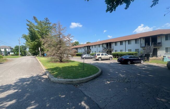 1 bed, 1 bath, 600 sqft, $950, Unit 6