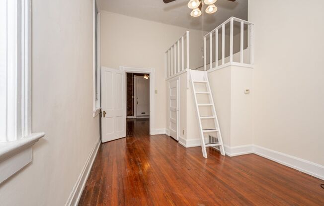 1 bed, 1 bath, $1,275, Unit 215 1A