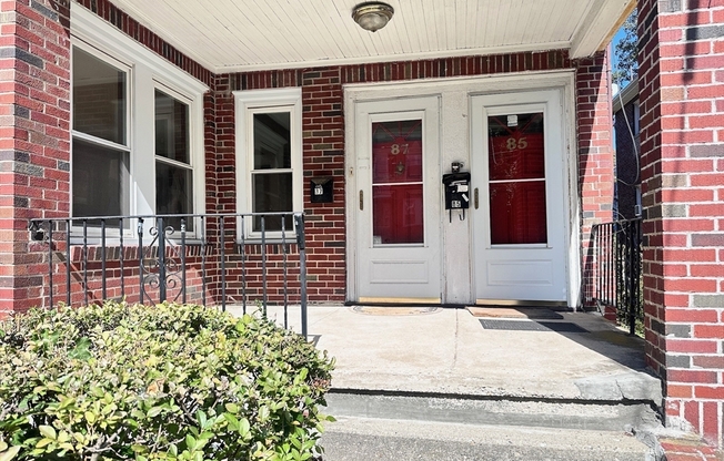 87 COLBORNE RD