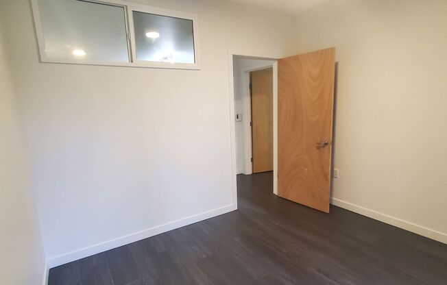 1 bed, 1 bath, 574 sqft, $1,875, Unit 105