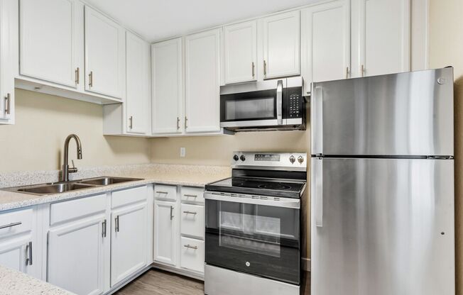 1 bed, 1 bath, 450 sqft, $1,832, Unit Unit 015