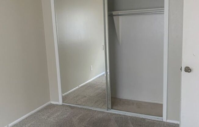 1 bed, 1 bath, $1,100, Unit 303