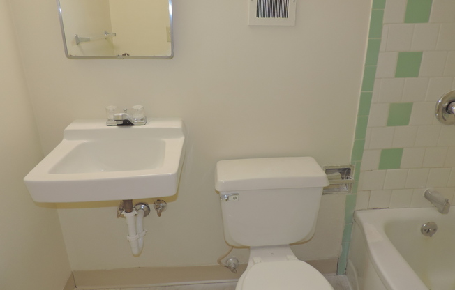 1 bed, 1 bath, 548 sqft, $1,357, Unit 605A