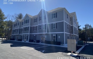 10 STRAWBERRY DR