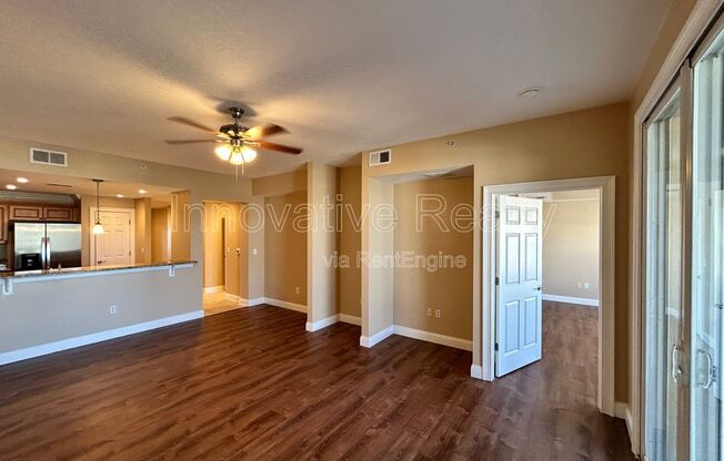 225 W Seminole Blvd #209