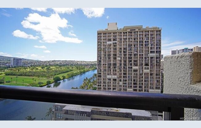 444 Nahua in Waikiki with 2 parking