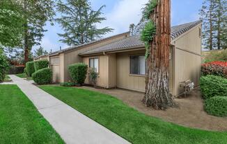 Pine Tree Village Apartments - Apartments in Fresno, CA