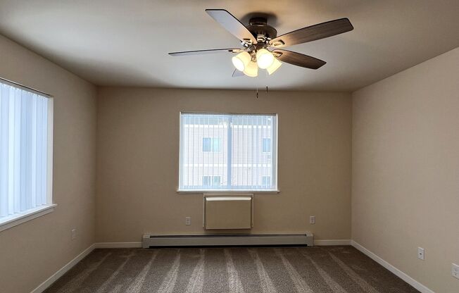 2 beds, 2 baths, 1,483 sqft, $1,675, Unit AT 709-33