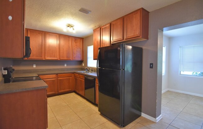 WINTER PARK 3br 2ba with BONUS ROOM and UPDATED KITCHEN!!