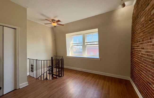 For Rent: Stylish Urban Living at 820 Park Ave– Your City Lifestyle Awaits!