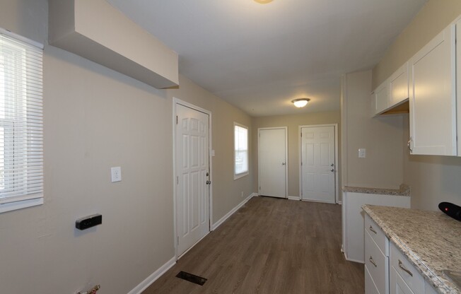 3 beds, 1 bath, $1,200