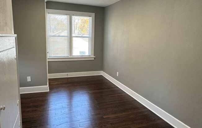 3 beds, 1 bath, $2,995