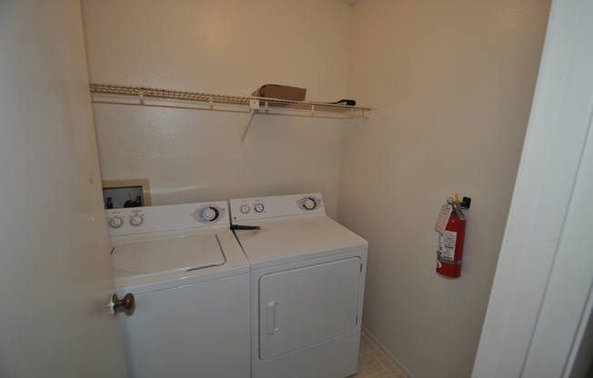 ALTAMONTE SPRINGS: 2 bed/2 bath - The Landings