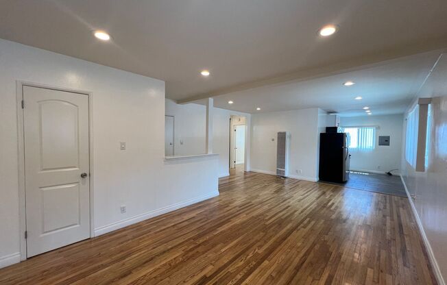 1024 Pico Boulevard