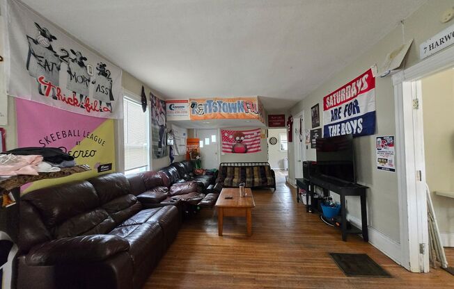 Large 5 Bedroom 2 Bath Single Family Home! Off Street Parking - On Site Laundry!