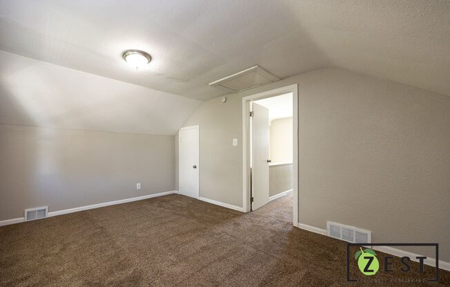 3 beds, 1 bath, $1,300