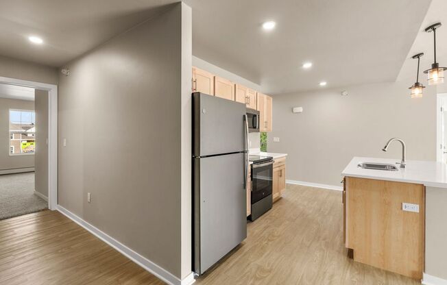 3 beds, 2 baths, 1,446 sqft, $2,099.99, Unit 184-07