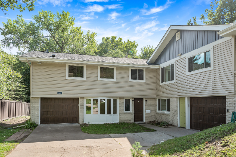 848 NEBRASKA AVE W