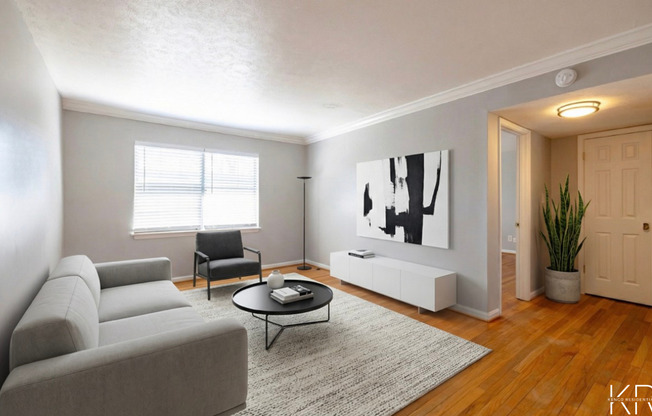 2 beds, 1 bath, 950 sqft, $1,370, Unit 03