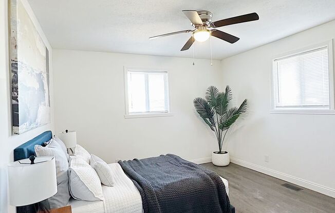 2 beds, 2 baths, 1,300 sqft, $1,299, Unit 3011